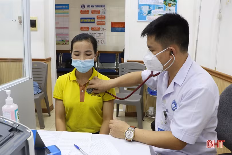 Các cơ sở y tế ở Hà Tĩnh tổ chức tiêm vắc-xin phòng COVID-19 đợt 4