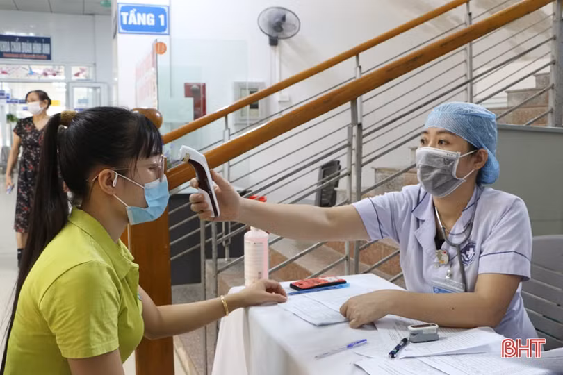 Các cơ sở y tế ở Hà Tĩnh tổ chức tiêm vắc-xin phòng COVID-19 đợt 4