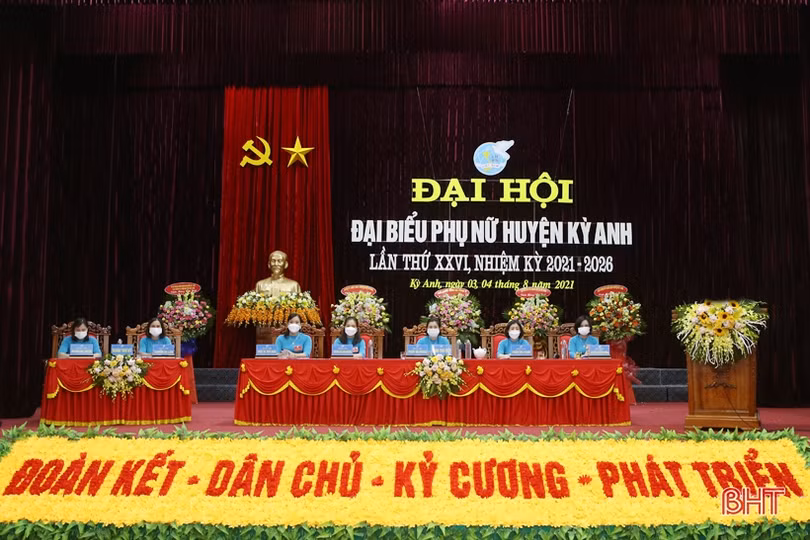 Chủ tịch Hội LHPN huyện Kỳ Anh Phạm Thị Hương tái đắc cử nhiệm kỳ 2021 - 2026