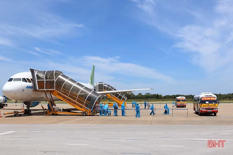 Thêm 201 công dân Hà Tĩnh hồi hương trên chuyến bay thứ 3 của Bamboo Airway