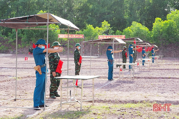 LLVT Thạch Hà giành giải nhất toàn đoàn Hội thi Pháp luật về dân quân tự vệ năm 2021