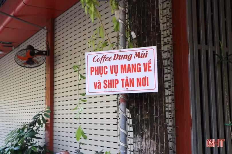 Cơ sở kinh doanh dịch vụ không thiết yếu ở Hà Tĩnh đồng loạt đóng cửa phòng dịch