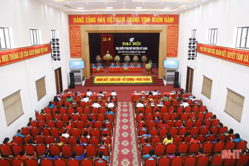 Chủ tịch Hội LHPN huyện Kỳ Anh Phạm Thị Hương tái đắc cử nhiệm kỳ 2021 - 2026