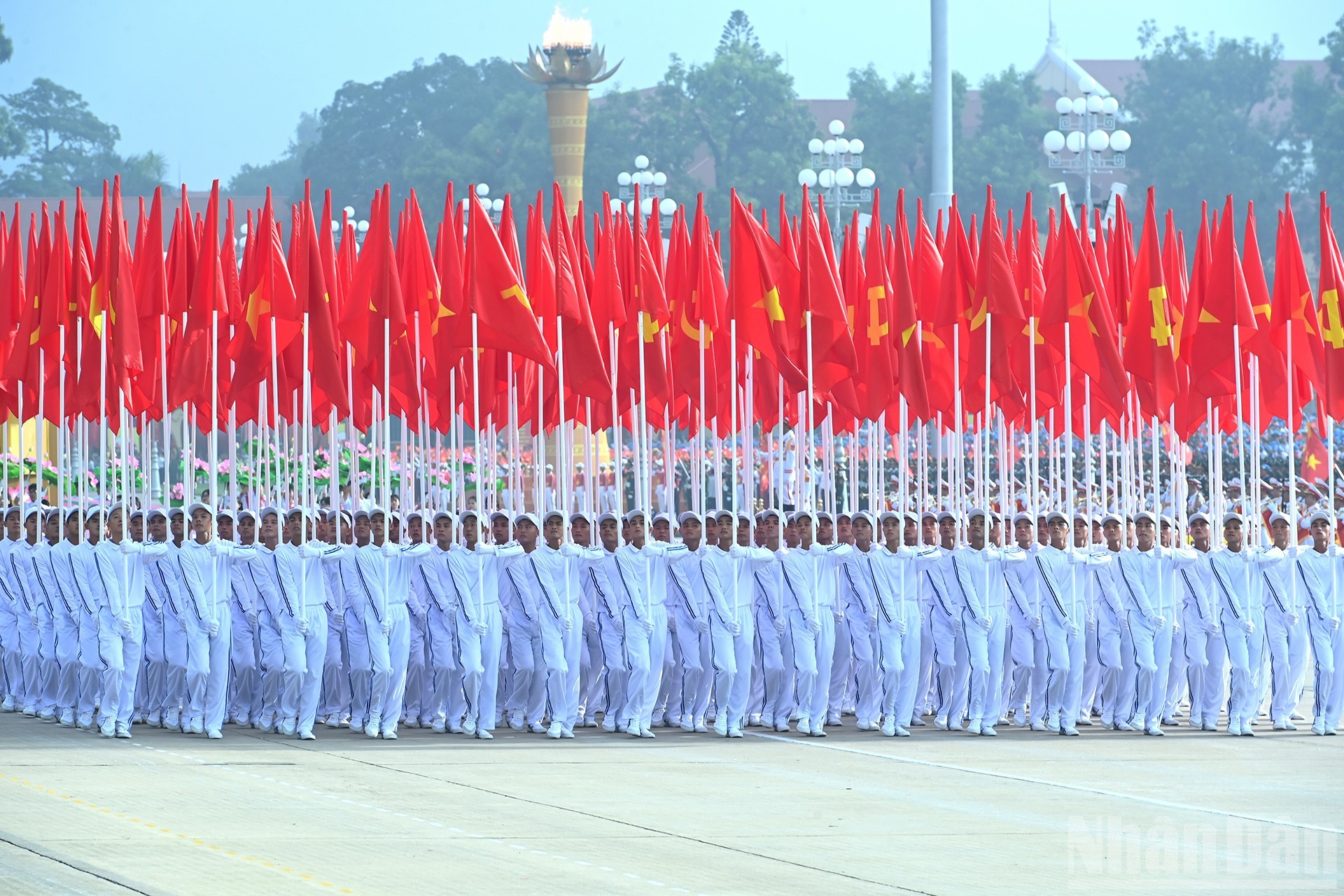Lễ diễu binh, diễu hành kỷ niệm 80 năm Cách mạng Tháng Tám thành công và Quốc khánh nước Cộng hòa xã hội chủ nghĩa Việt Nam (ảnh Nhandan.vn). image.jpg