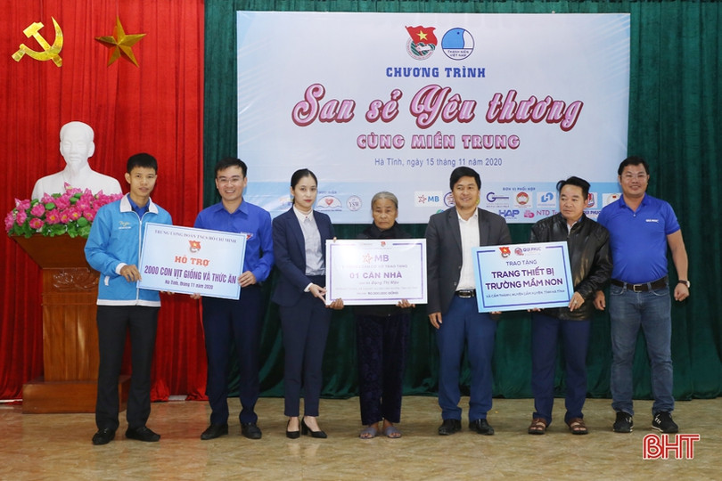 San sẻ yêu thương cùng miền Trung