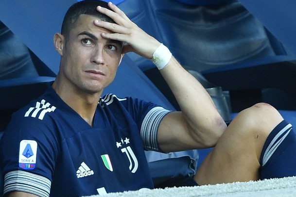 Juventus muốn sớm thanh lý... Ronaldo