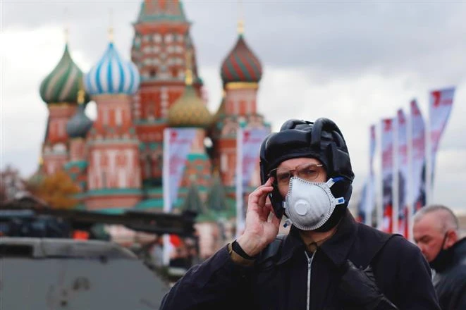 Covid-19 tới sáng 9/11: Thế giới trên 1,2 triệu người tử vong, châu Âu ngày càng nghiêm trọng