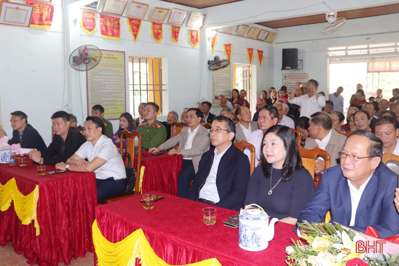 Lãnh đạo Hà Tĩnh vui đại đoàn kết với Nhân dân ảnh 17 Lãnh đạo Hà Tĩnh vui đại đoàn kết với Nhân dân