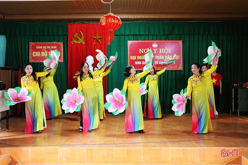 Lãnh đạo Hà Tĩnh vui đại đoàn kết với Nhân dân ảnh 33 Lãnh đạo Hà Tĩnh vui đại đoàn kết với Nhân dân