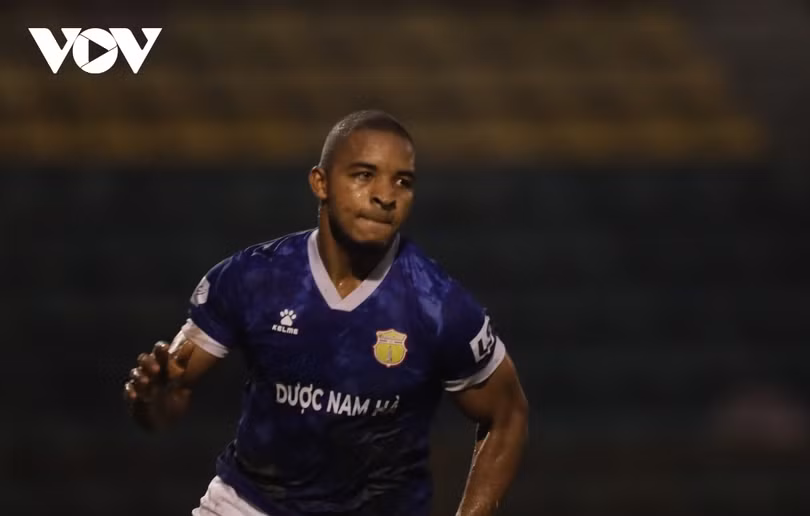 Những cầu thủ “bước ra ánh sáng” ở V-League 2020