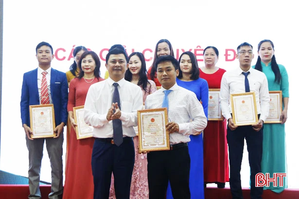 Bệnh viện tuyến huyện đầu tiên ở Hà Tĩnh giám sát quy trình chuyên môn trên smartphone