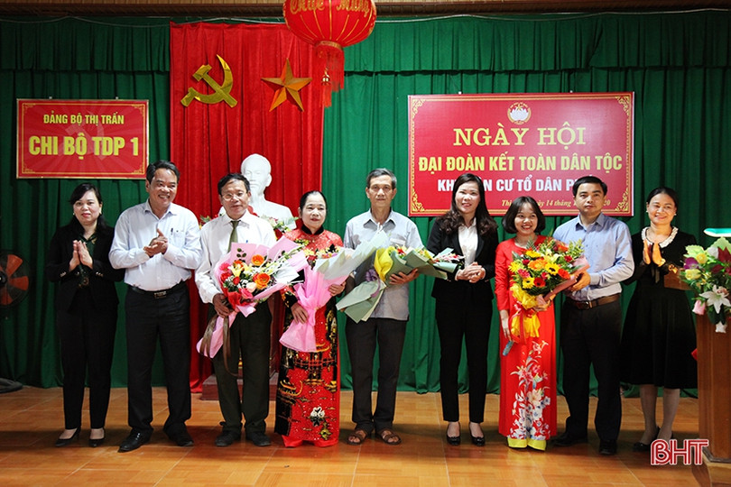 Lãnh đạo Hà Tĩnh vui đại đoàn kết với Nhân dân ảnh 34 Lãnh đạo Hà Tĩnh vui đại đoàn kết với Nhân dân