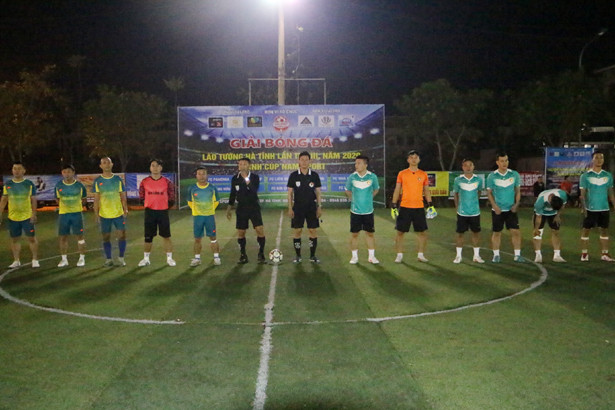 Khởi tranh Giải bóng đá lão tướng tranh cúp Nam Sport lần thứ 3