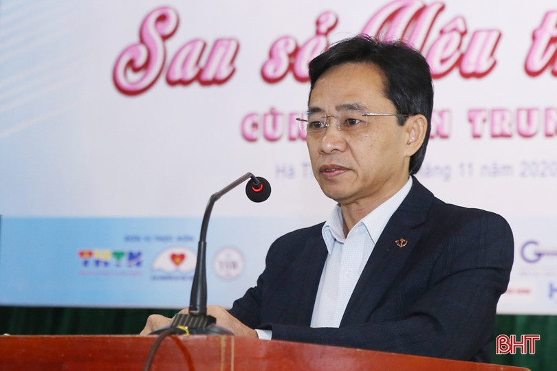 San sẻ yêu thương cùng miền Trung