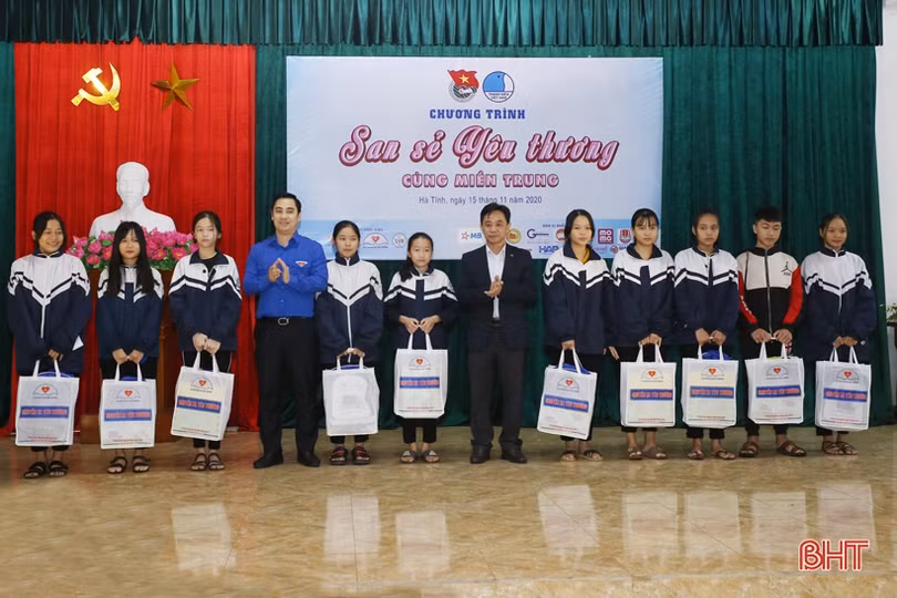 San sẻ yêu thương cùng miền Trung