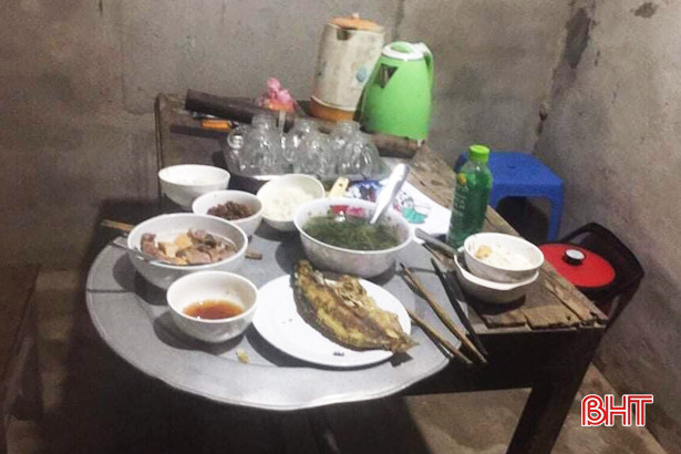 Mâu thuẫn gia đình, bố chồng đánh con dâu và 2 cháu nội nhập viện