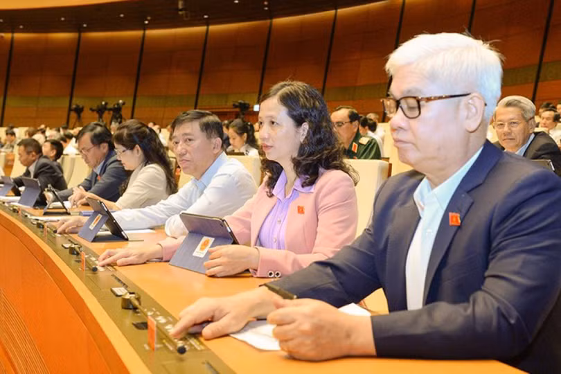 Quốc hội thông qua chỉ tiêu GDP tăng 6% trong năm 2021