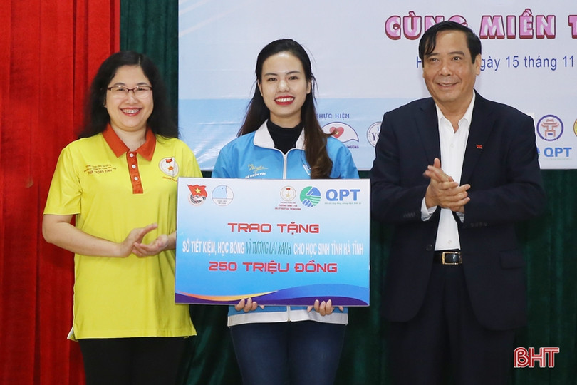 San sẻ yêu thương cùng miền Trung