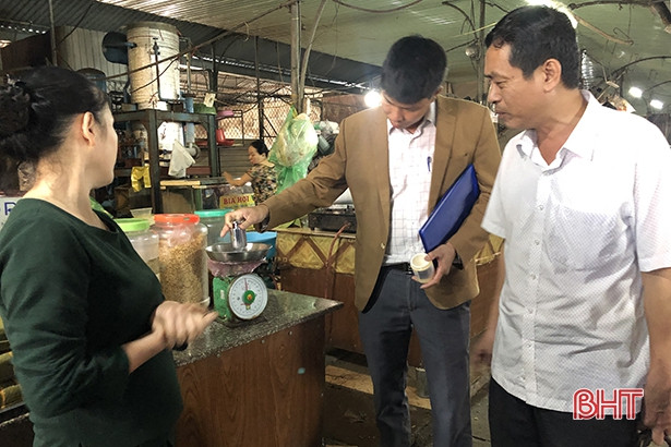 Đặt hộp thư, đường dây nóng tiếp nhận phản ánh của người tiêu dùng Hà Tĩnh
