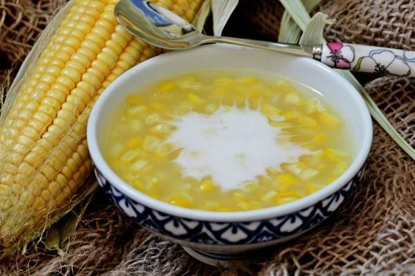 Ấm lòng mùa đông với 4 món chè nóng hổi “vừa thổi vừa ăn”