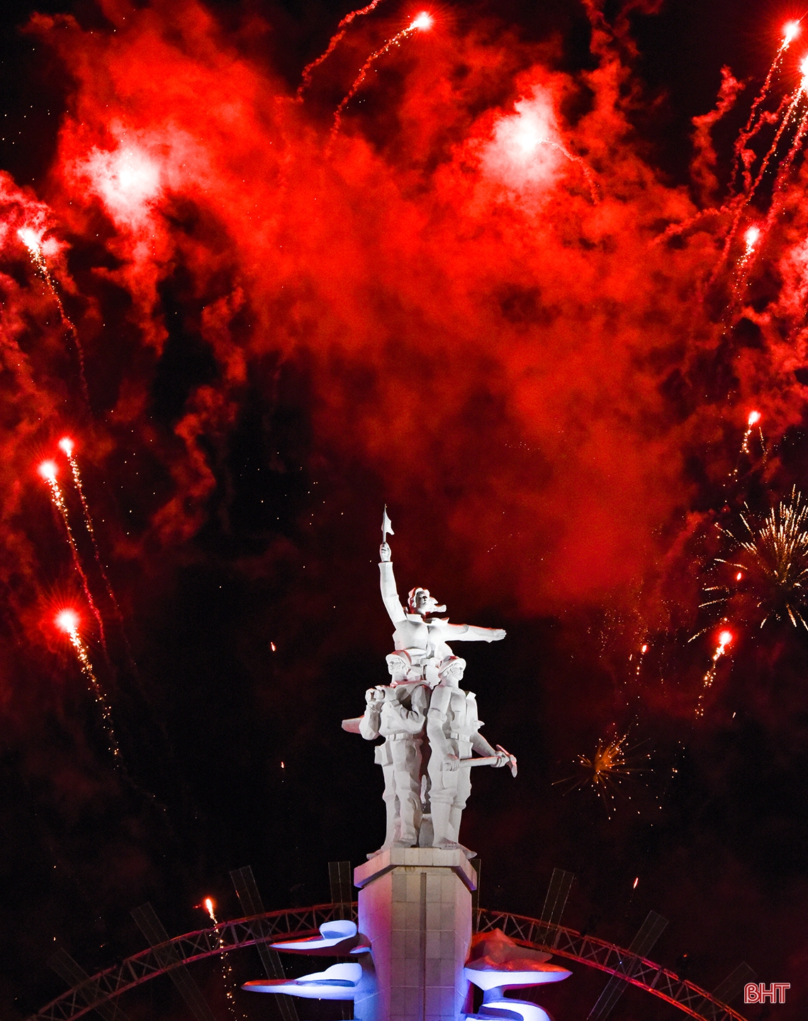 Đặc sắc Chương trình nghệ thuật “Đồng Lộc – bài ca bất tử” ảnh 19 Đặc sắc Chương trình nghệ thuật “Đồng Lộc – bài ca bất tử”