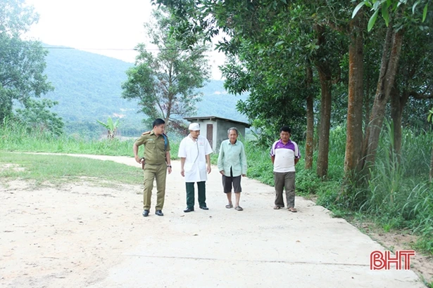 Trạm xá ấm tình quân dân Việt - Lào