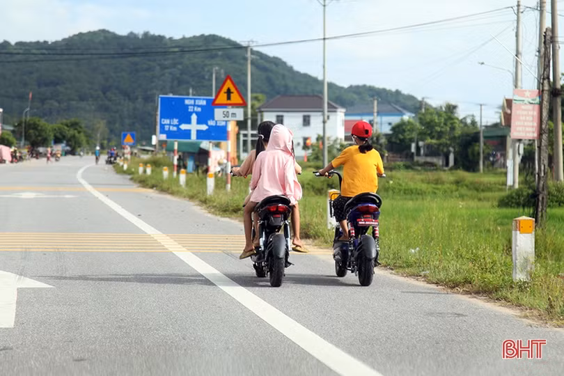Hà Tĩnh: Báo động tình trạng học sinh vi phạm an toàn giao thông dịp nghỉ hè