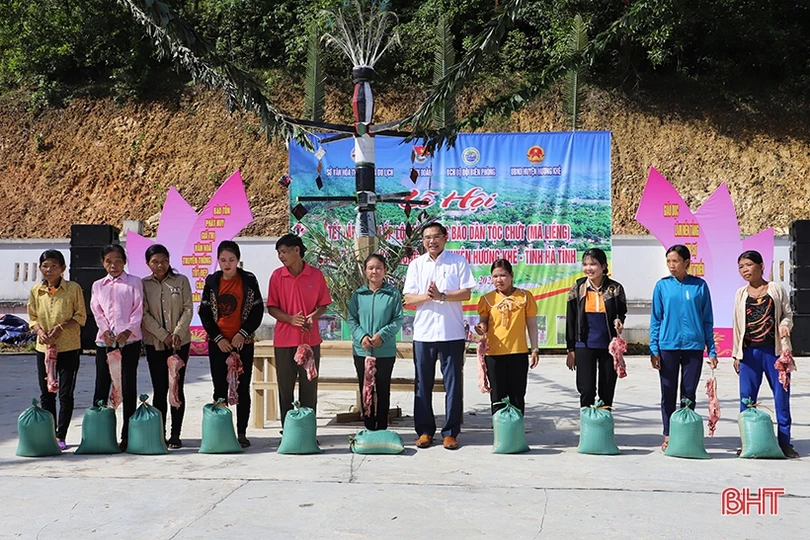 Vui Tết Lấp lỗ cùng đồng bào dân tộc Chứt ở Hà Tĩnh