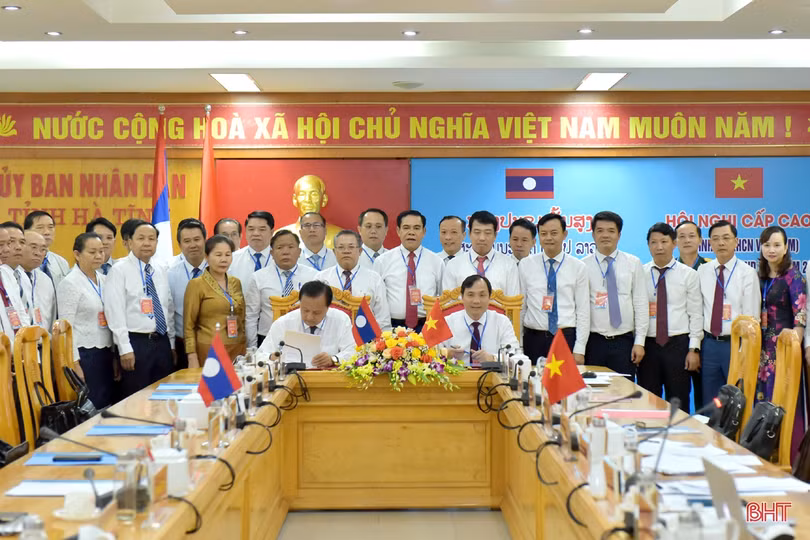 Hà Tĩnh tăng cường mở rộng hợp tác, giao lưu với các địa phương của nước CHDCND Lào