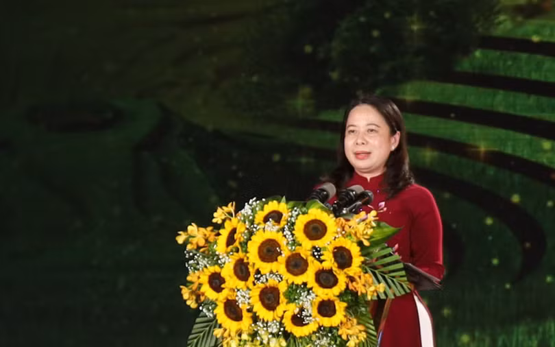 Đặc sắc Chương trình nghệ thuật “Hòa Bình - Thanh âm xứ Mường” và Carnival năm 2022