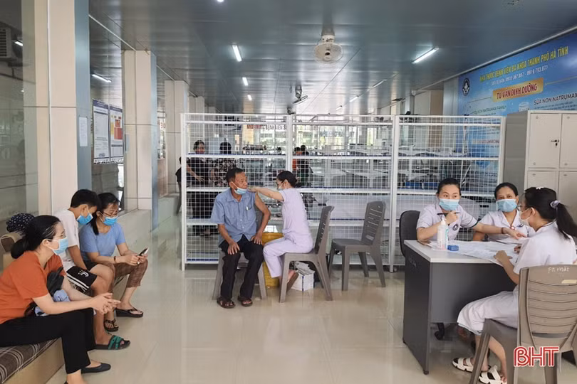 Hà Tĩnh đồng loạt triển khai tiêm vắc-xin phòng COVID-19 đợt 29