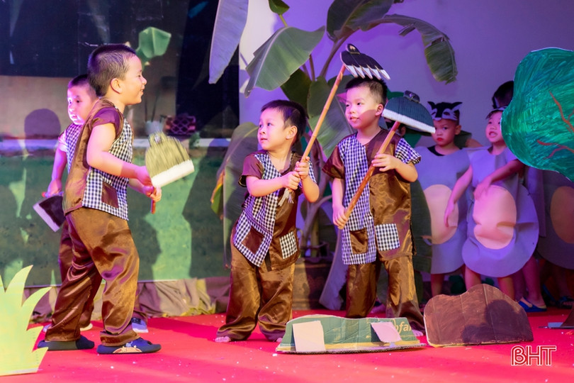 Học sinh Trường Mầm non Trung Kiên hào hứng với “Lời thì thầm cổ tích”