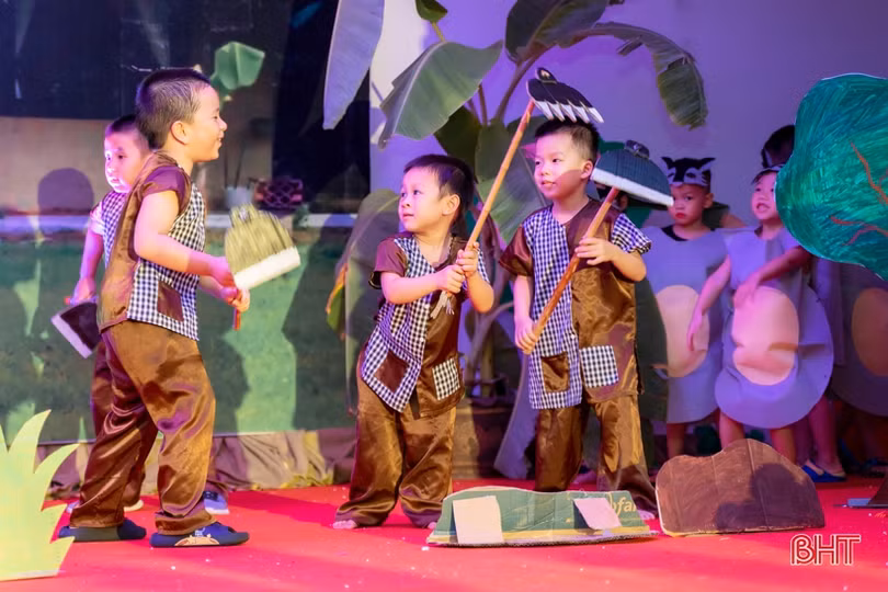 Học sinh Trường Mầm non Trung Kiên hào hứng với “Lời thì thầm cổ tích”