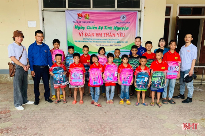 Tuổi trẻ TP Hà Tĩnh hỗ trợ xây dựng các công trình cho thiếu nhi 