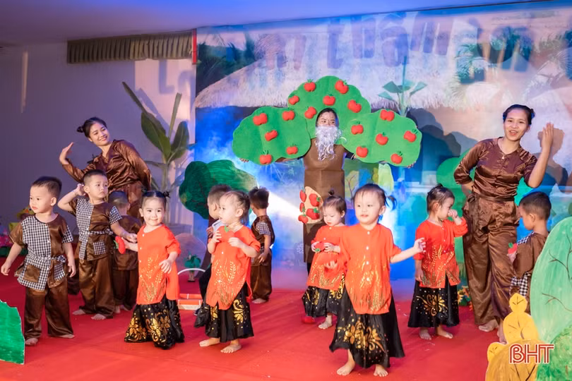 Học sinh Trường Mầm non Trung Kiên hào hứng với “Lời thì thầm cổ tích”