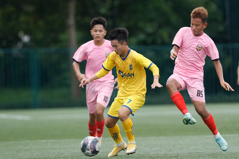 U15 Hồng Lĩnh Hà Tĩnh: “Đi một ngày đàng, học một sàng khôn”!