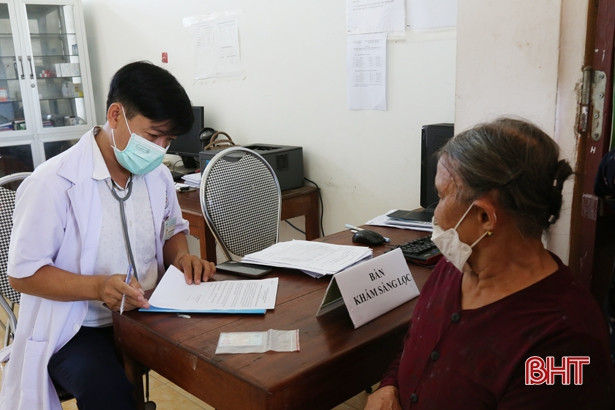 Rà soát, tuyên truyền, vận động người dân tiêm vắc-xin phòng COVID-19