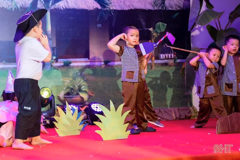 Học sinh Trường Mầm non Trung Kiên hào hứng với “Lời thì thầm cổ tích”