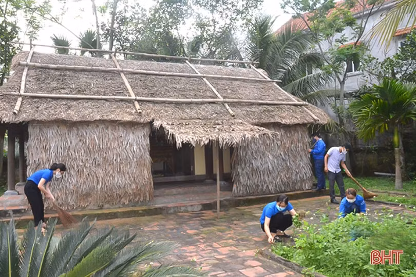 Trên quê hương “Làng đỏ” anh hùng