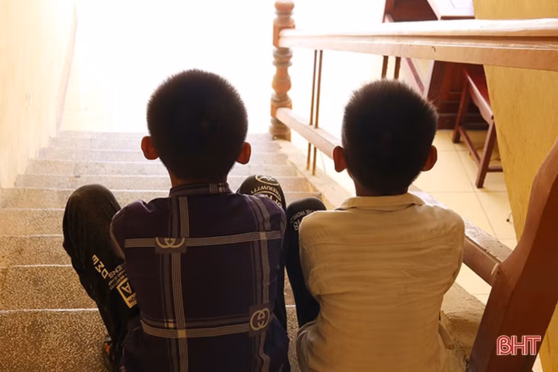 “Cha gắng cải tạo tốt để sớm được về với ông bà và chúng con...”