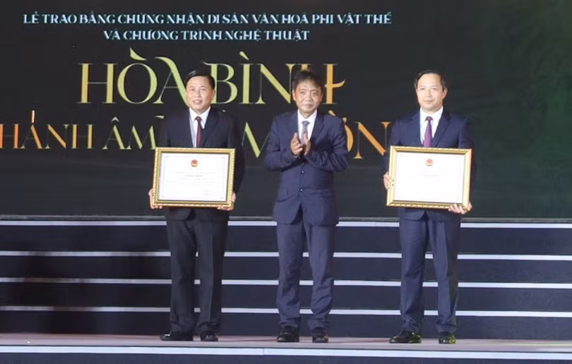 Đặc sắc Chương trình nghệ thuật “Hòa Bình - Thanh âm xứ Mường” và Carnival năm 2022