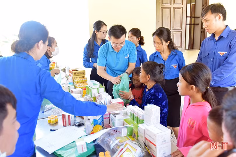 Nhiều hoạt động ý nghĩa hỗ trợ đồng bào dân tộc Chứt đón Tết Lấp lỗ