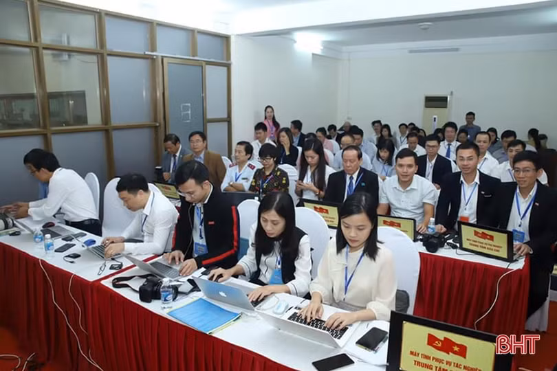 Báo Hà Tĩnh đổi mới và chuyên nghiệp trong tác nghiệp sự kiện