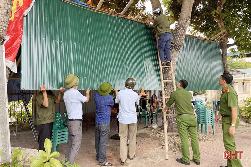 Xử phạt 40 trường hợp lấn chiếm hành lang ATGT đô thị Thạch Hà