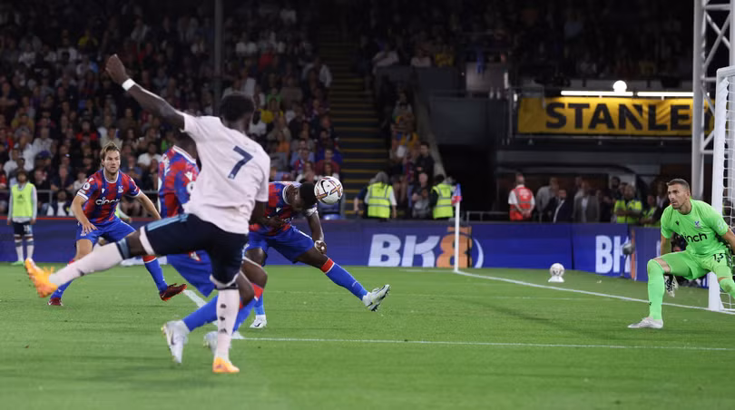 Sao trẻ giúp Arsenal thắng trận mở màn Premier League