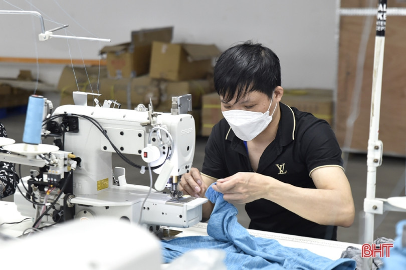 Gần 300 lao động Hà Tĩnh được hưởng chính sách hỗ trợ tiền thuê nhà