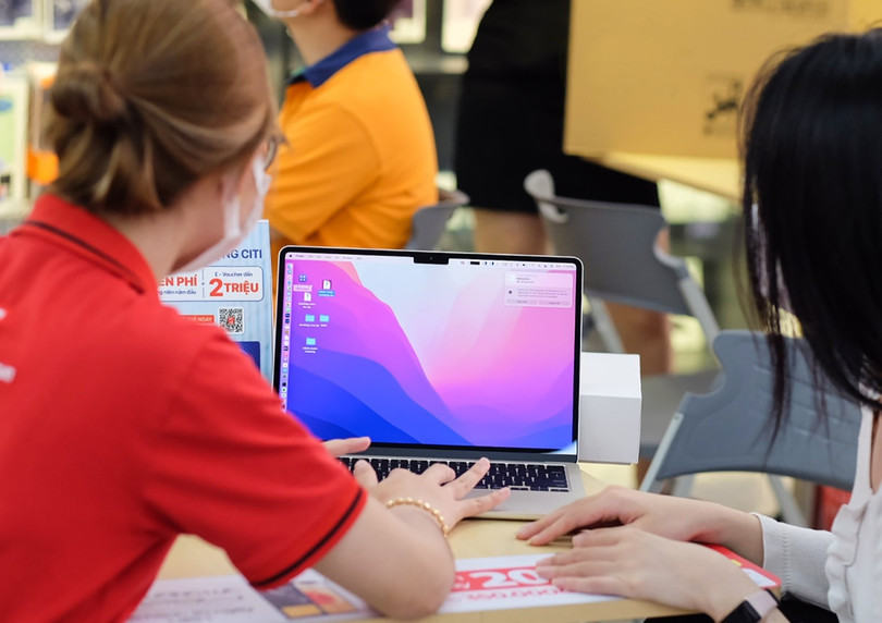Người Việt không còn phải đợi nhiều tháng để mua đồ Apple chính hãng