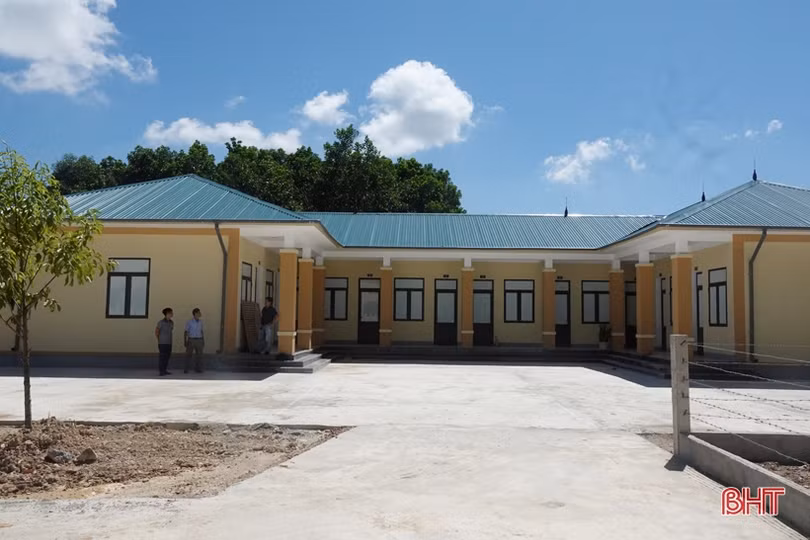 Cán bộ, công chức xã vùng biên Hà Tĩnh an tâm công tác khi có nhà nội trú