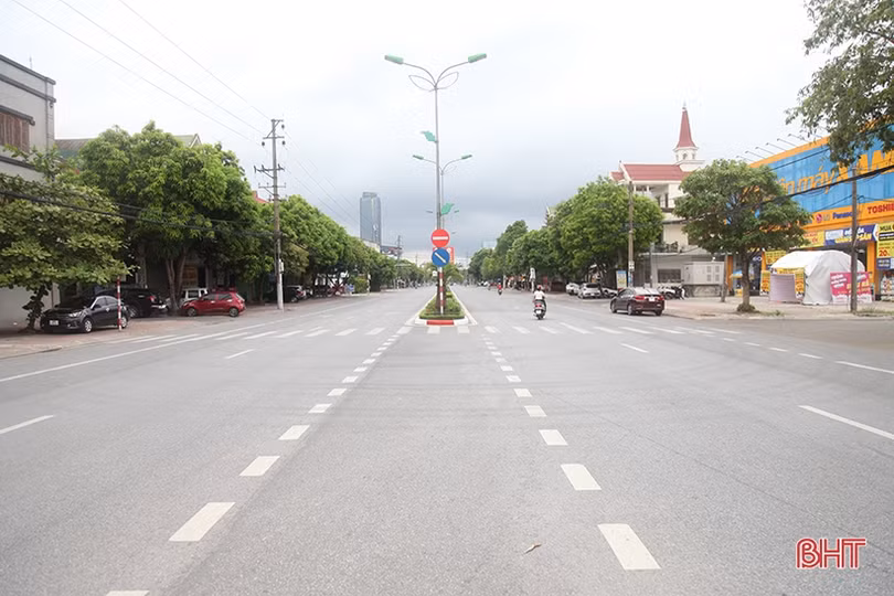 Người dân ở TP Hà Tĩnh không được phép di chuyển ra ngoài địa bàn để phòng, chống dịch