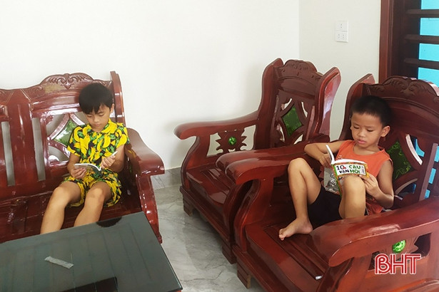 Người dân vùng phong tỏa Tân Lâm Hương bình tĩnh “chiến đấu” với dịch bệnh ảnh 3 Người dân vùng phong tỏa Tân Lâm Hương bình tĩnh “chiến đấu” với dịch bệnh